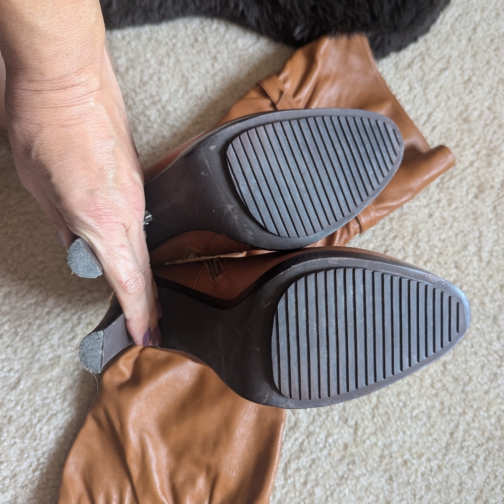 Michael Kors leather boots - Picture 3 of 5